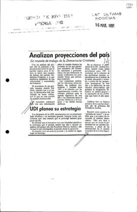 Prensa en LUN. UDI planea su estrategia