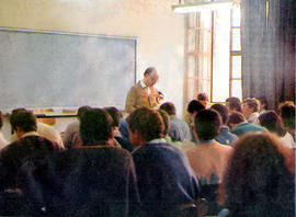 Jaime dictando cátedra en la Universidad Católica