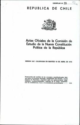 Actas Oficiales de la Comisión de Estudios de la Nueva Constitución Política de la República.