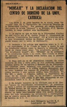 Prensa en El Mercurio. "Mensaje" y la declaración del Centro de Derecho de la Universidad